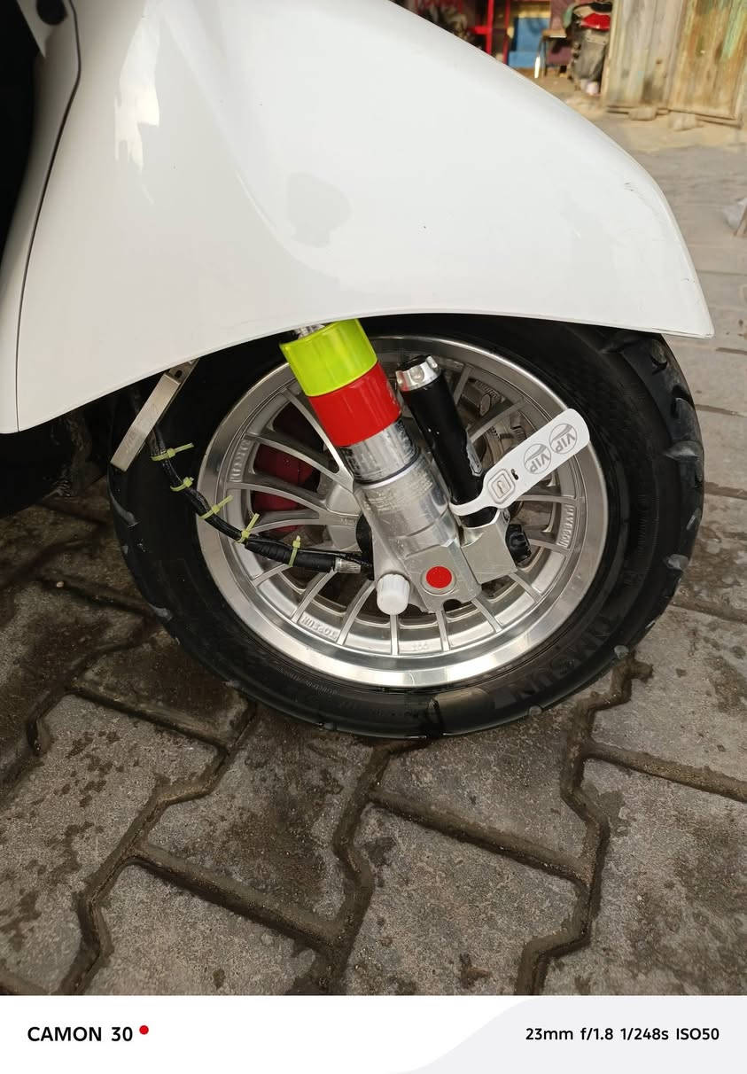 السلام عليكم مره رخصت مدير الكروب: شباب ماكس بوليس
نوزل مصطره مديل 12 مفوله تزويد 
من ڪل نواحي مزوده 
1ـ كور 63 
2ـ بوشه وبستم 55
3 نوزل رياضي 
4 كلجات رياضي 
5 وياله رياضي أمامي وخلفي قزم 
6ـ عنبار رياضي 
7ـ يدات رياضي قزم 
8ـ فج وصينيه رياضي امأمي 
9 وياله رياضي امامي وخلفي ويل ڪب 
10ـ شوته رياضي مفتوحه 
11ـ صالنصه رياضي جعير مالتهاا البلاديه 
12ـ قبق بانزين رياضي 
13ـ دبل اشاره عالي وناصي 
سكن كلوبات عالي وناصي 
14ـ قبق فلاوين رياضي 
15ـ ستأن صفح رياضي 
16ـ سلف رياضي البلاديي مالتهاا 
شباب اسف على الاطاله بيهاا هواي تزويد وبيهاا هوايي غراض مزوده ما ذكرتهاا وبيهاا جنبزه هم وياهااا.. 
(شباب السعر اخو البلاش السعر بواحد)  وبيهاا مجال شي قليل دراجه بسمي وصل معرض اني مطلعهاا من المعرض بيديي شرايي بخدمته بي خير ويدلل  رقمي *********** متواجد على فيس وشكراً
