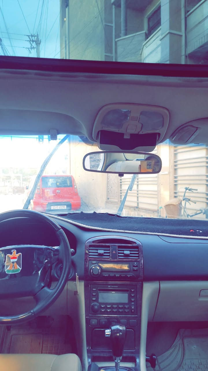 السلاك عليكم //***********
شيري استرا كير محرك مسيبوشي لانسر من الشركه بدون تحوير بلاد سياره فول موصفات تحكم مري كراسي كهرباء حساسات خلفيه رقميه برده خلفيه قفل سنتر ريمونت اناره ترحيبيه فتح اباوب بانوراما سياره جدا نضيفه بيها قطعتين صبغ ابيع حزام سياره تدفئه شغاله رايدها ب ٤٩وبيها مجال و ماكو هيج سعر شاهد الله مستعجل ع بيعتها  ارقم و هزه و سنويه جدد مكاني بغداد البنوك ***********
