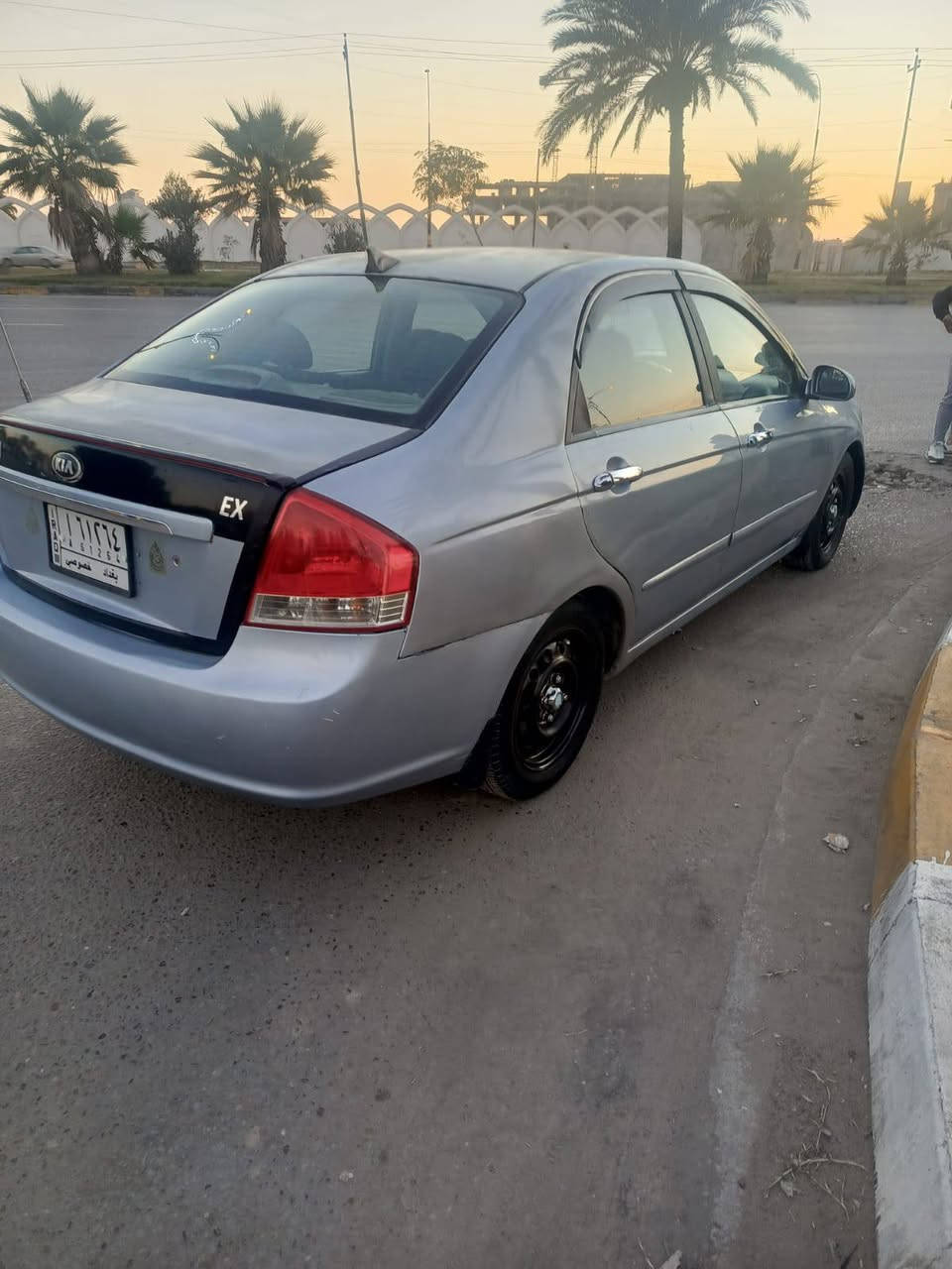 السلام عليكم كيه سبكتره 2008واد امريكي السياره بيهه صبغ حزام للجماليه وحادثهه جاملغ الامامي من امريكه ولغد مليوح شويه يم دبه الزراكات السياره كير مكينه حداديه تخم تاير تبريد تتفهه كهربائيات كله شغاله مكينه2000 السعر 73 وبيهه مجال شي بسيط علمود الجيه السياره باسمي رقم بغداد مشروع وطني العنوان كربلاء ما متواجد عالفيس الاتصال فقط رقم الهاتف
***********
