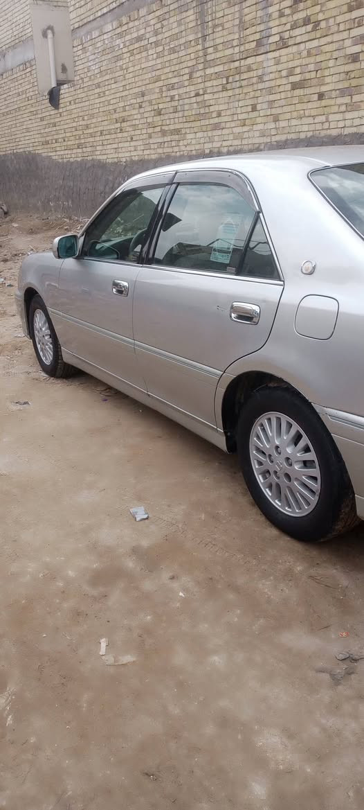 ملكه للبيع كصه جنطه كرستال السعر 35وبيه مجال الشراي يتصل على الرقم ***********
