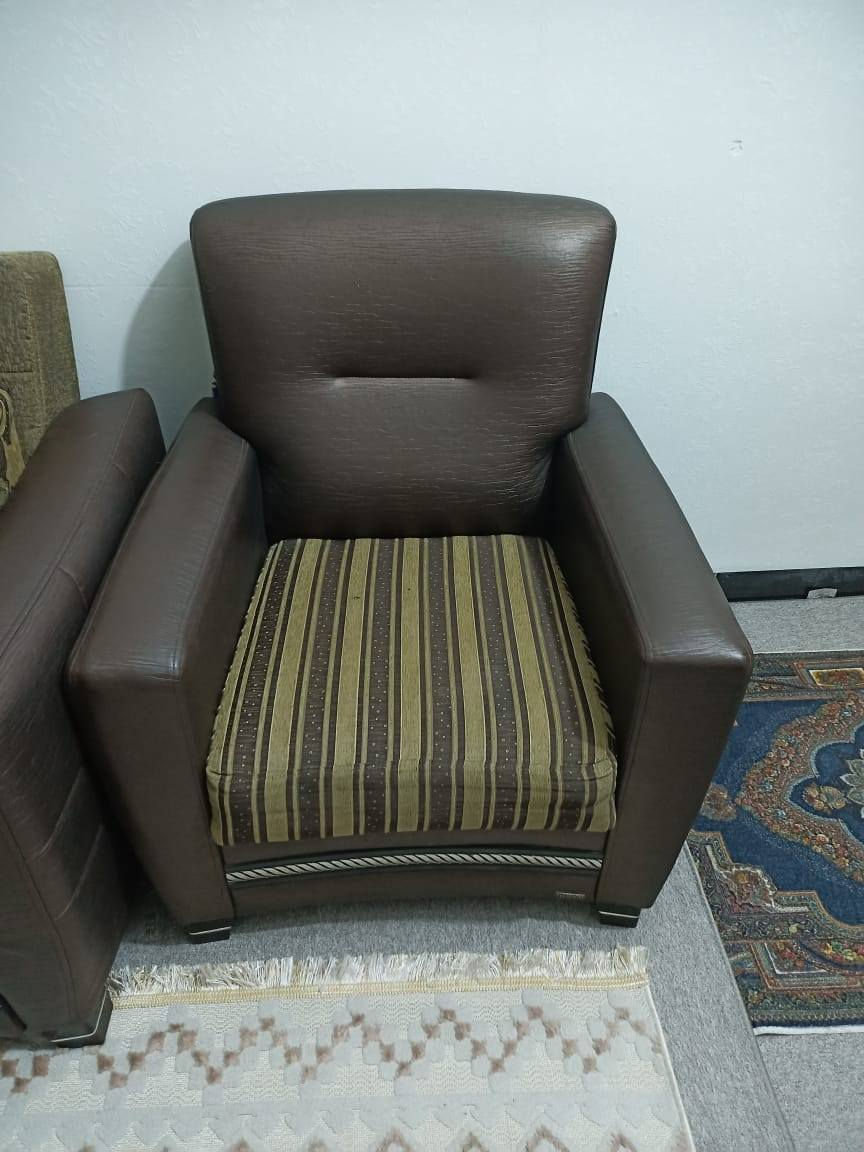 سلام عليكم تخم للبيع عشر نفرات تركي تسكام ضرر بس هذه يمكم مبين عل كرسي سعر 400 بيه  مكان حي السلام


**إذا كنت صاحب هذا الإعلان وتريد حذفه لأي سبب، رجاءا أرسل رسالة إلى الدعم الفني**