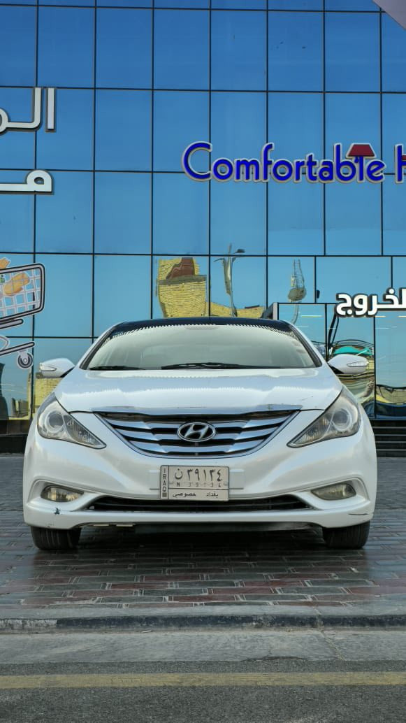 السلام عليكم سوناته 2011 خليجي سونار مرفوق بل منشور
بيه. 4 قطع صباغ بدون. دواخل 
فول موصفات عد البصمه 
بنرمه 
تبريد قطعتين 
مكينه 2400 دوش 
اشاير بل مري 
مري شفط 
تحكمات 
العنوان كربلاء 
رقم الهاتف ***********
