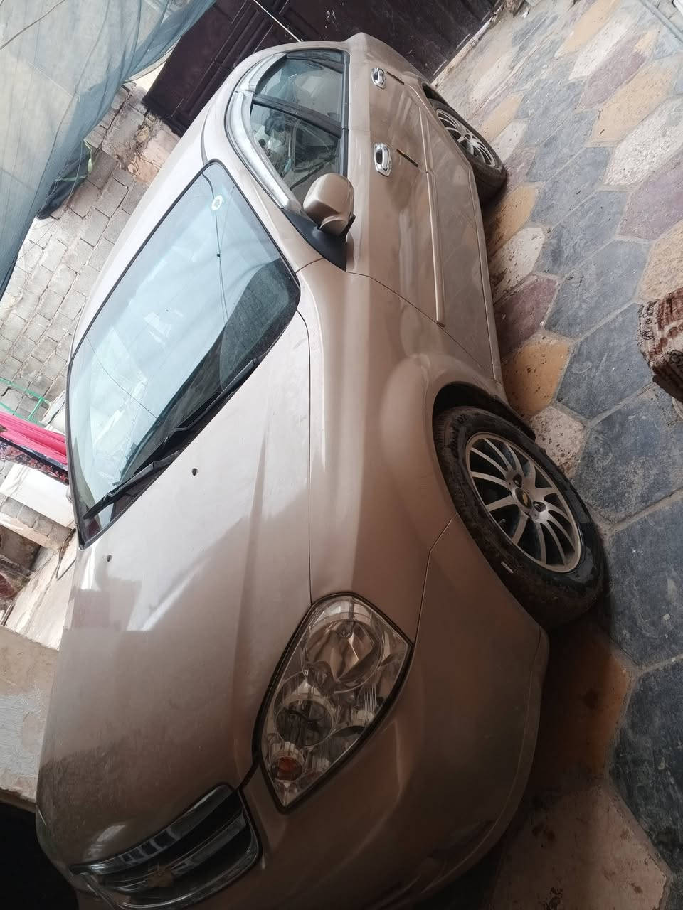 اوبترا للبيع موديل 2005 
مصبوغه عام جماليه اي ضربه ولا طخه بيها سياره متعوب عليها شرط فلس ماتذب عليها 
شوفت عينكم سياره بالجيس كير اوتو ماتيك 
رقم بغداد انكليزي شرط التحويل 
*********** بي واتساب السعر 75 وبيها مجال مو شراي كلشي اكو بسوك
