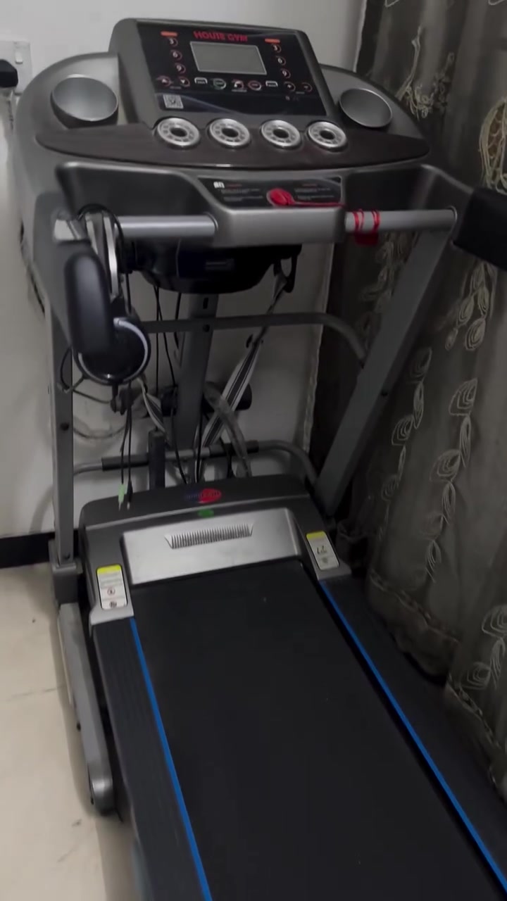 بيع جهاز جري جبالي جهاز نظيف استعمال قليل السعر ٢٥٠ الف المكان بغداد


**إذا كنت صاحب هذا الإعلان وتريد حذفه لأي سبب، رجاءا أرسل رسالة إلى الدعم الفني**
