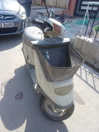 ماطور بزون ماطور كلو نضيف بس ناقصو باتري سعر 300 ألف بي مجال للطيبين 0...