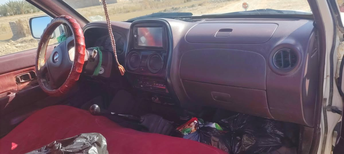 سلام عليكم ورحمة نيسان للبيع مكفوله محرك گير أكسن كهربائيّ شقال تبريد تدفيه مكفوله مكان ديوانيه سعر تصال ***********
