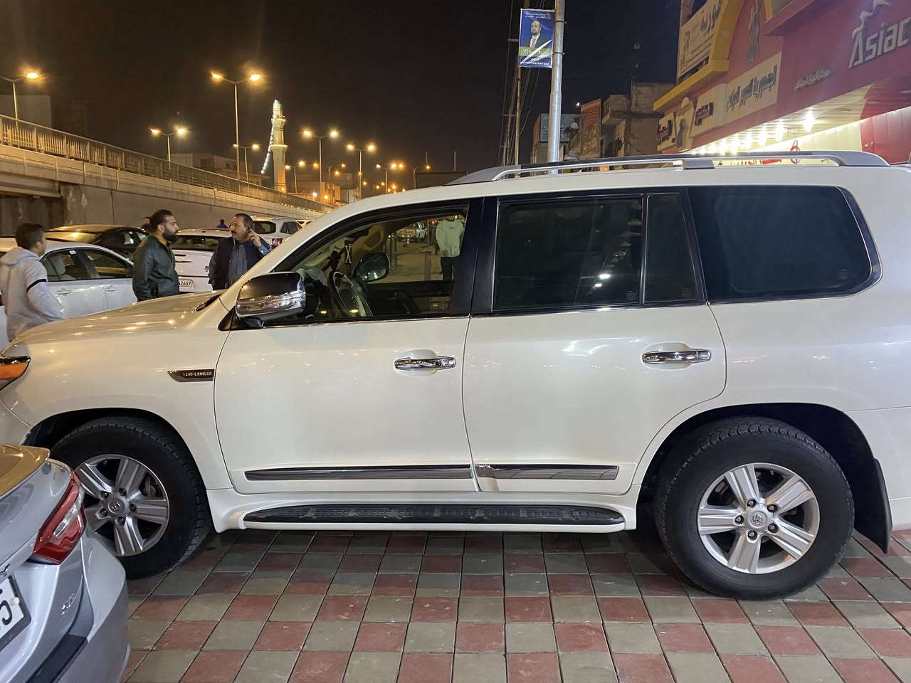 لبيع لاندكروز  2014رقم أربيل 
فول مواصفات
بيه بس جاملغ مبدل بلادي 
معروضه$40بيه  مجال 
***********
