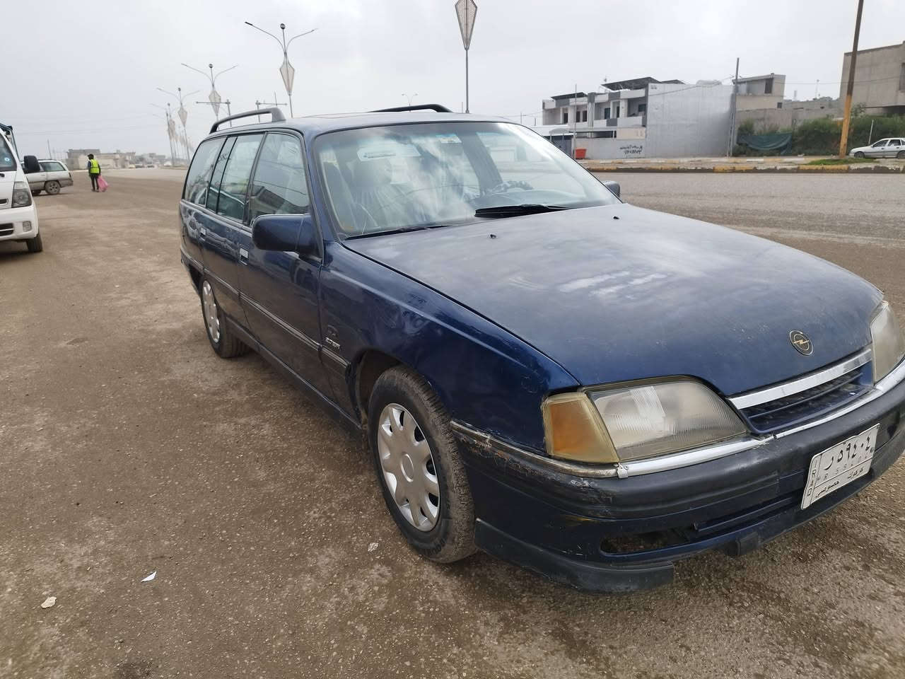 اوبل اوميكه 93رقم رقم كركوك لحد 27مشروع وطني شرط التحويل سياره قطره صبغ مابي حتى الاهلا مامصله كله علبلاد كير محرك شرط تخم تايرات جديد صدر نضيف تدفئة كهربائت كله شغال بطاقة بنزين بيه سياره بدون صبغ وبدون اخياس ***سعره 35///***********
