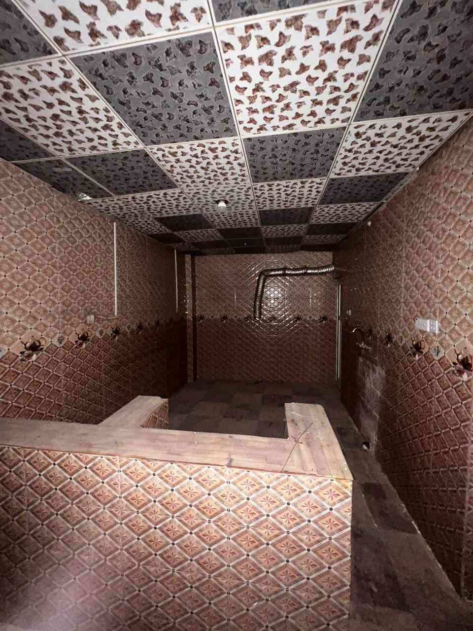 سلام عليكم شقق عدد ثنين للايجار مساحة الشقه الوحده 100 متر كل وحده تحتوي على غرفتين وصاله ومطبخ وصحيات مكشوفه مطبخ شرقي خط مولده خط انترنيت سطح العنوان حي الوفاء شارع 60 مقابل الدفاع المدني سعر الايجار 300 دفع مقدمه مال 4 اشهر لكدام وادور كل شهر بشهره


**إذا كنت صاحب هذا الإعلان وتريد حذفه لأي سبب، رجاءا أرسل رسالة إلى الدعم الفني**
