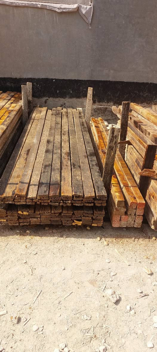 قالب خشب للبيع العدد 7 مكعبات مكاني حله ***********
