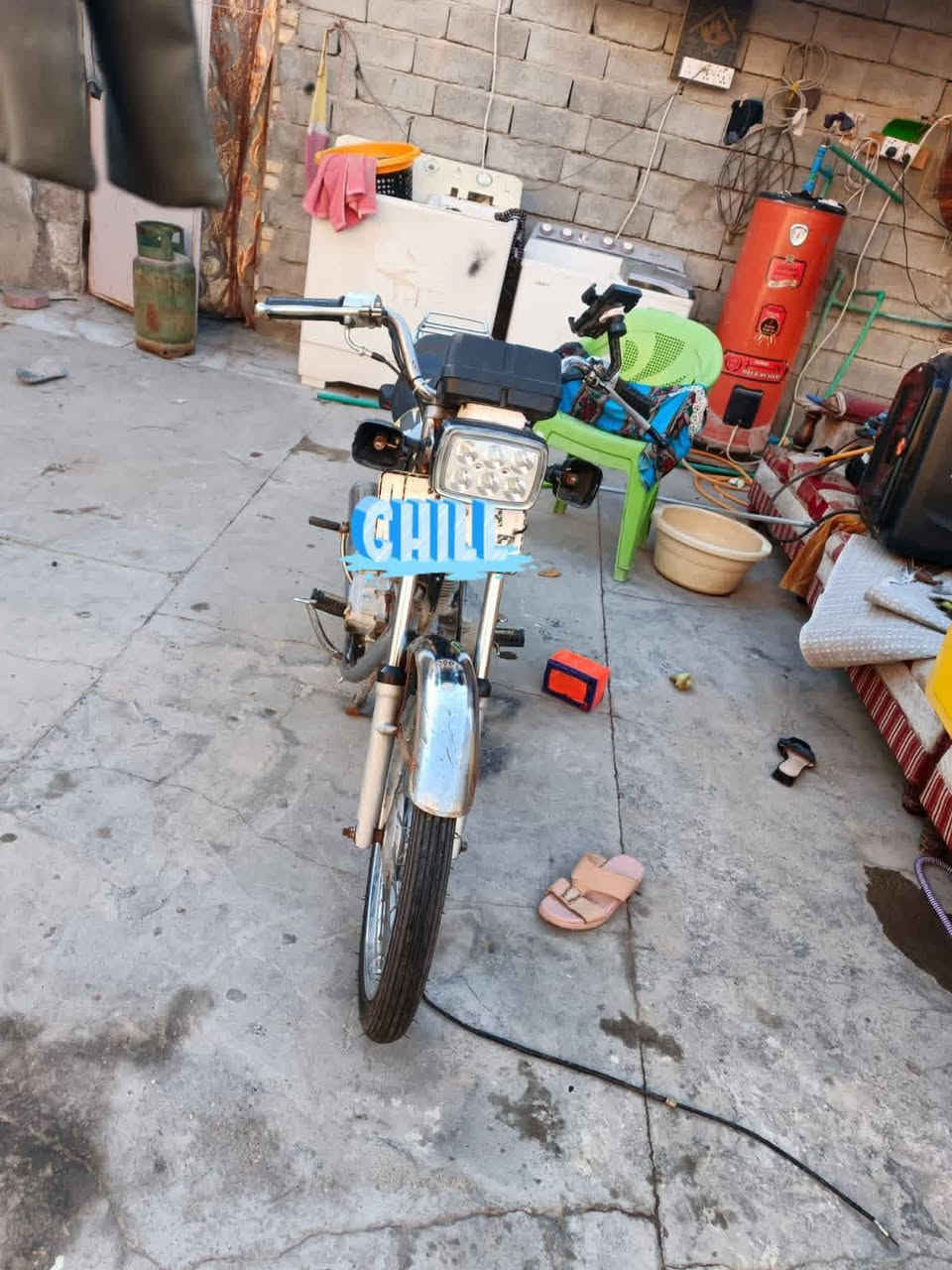 دراجه ايراني ادوات للبيع  سعر 350الف بصره كرمه علي ***********
