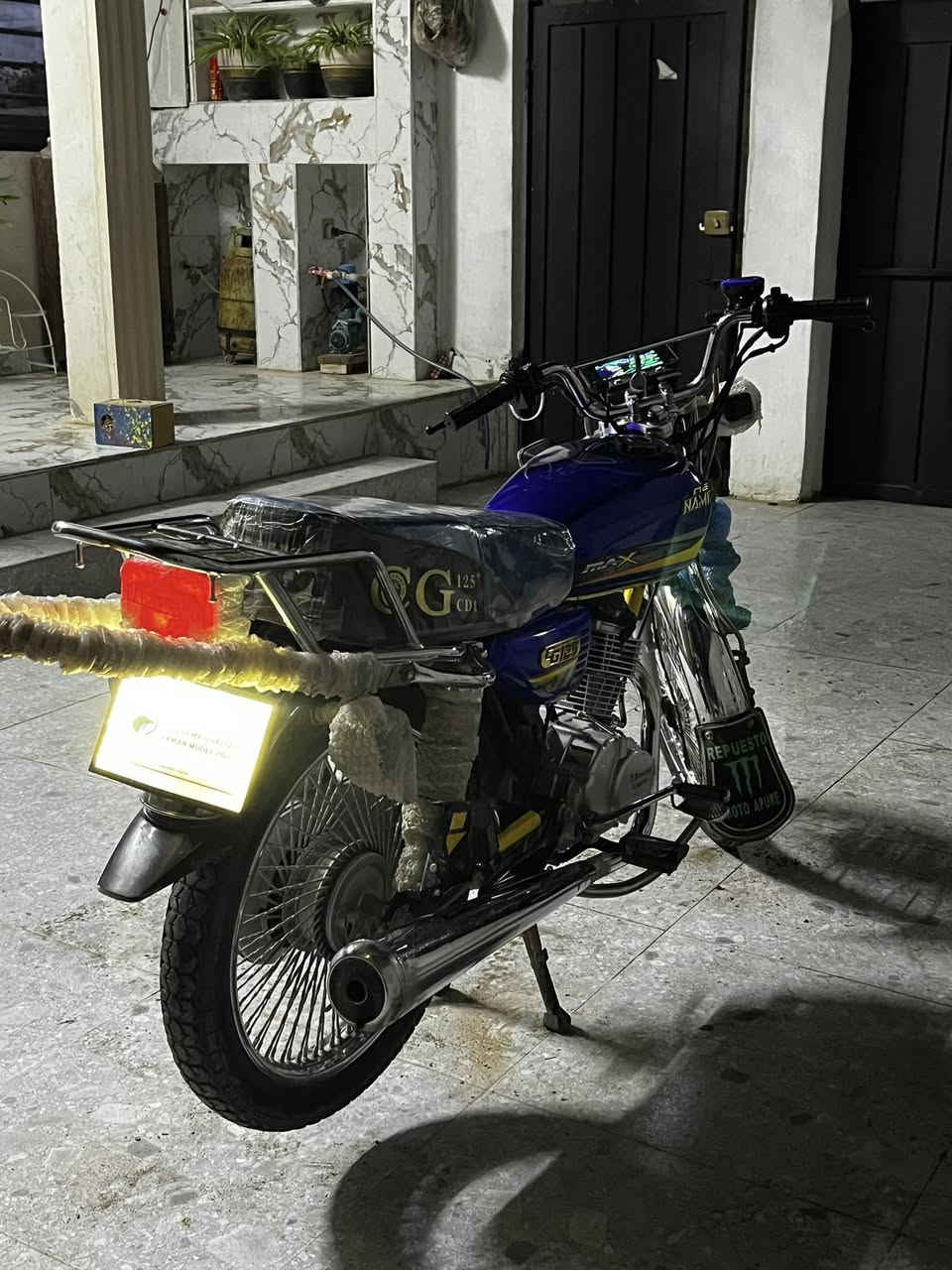 للبيع 4 كير اي عيب ماابي شرط من كل شي كهربائيات شغال كامل موديل 2025 محرك كبس سعر مناسب 625 وبي مجال للشراي يتصل رقم ***********
