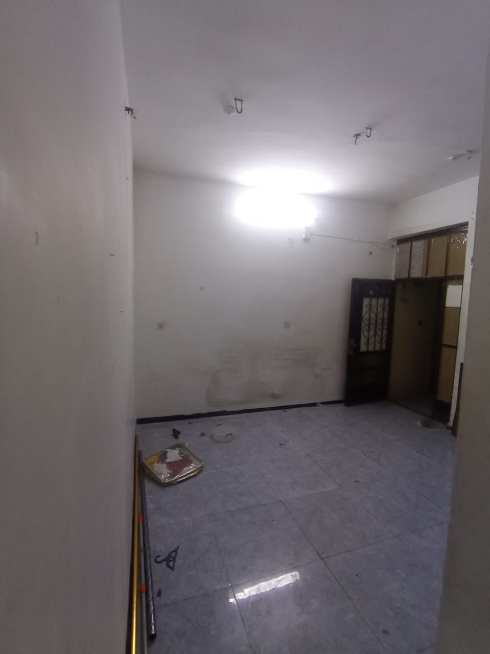 #للايجار____في____السيدية
مشتمل طابق اول فوق الارضي معزول عزل تام  

يحتوي على غرفة وصالة ومطبخ وخدمات 

قيمة الاجار:500 قفل 

للاستفسار:***********

او زيارة مكتب الفهد الهندسي للمقاولات العامة/شارع جامع الاقصى مقابل مكتبة الحكم سنتر
