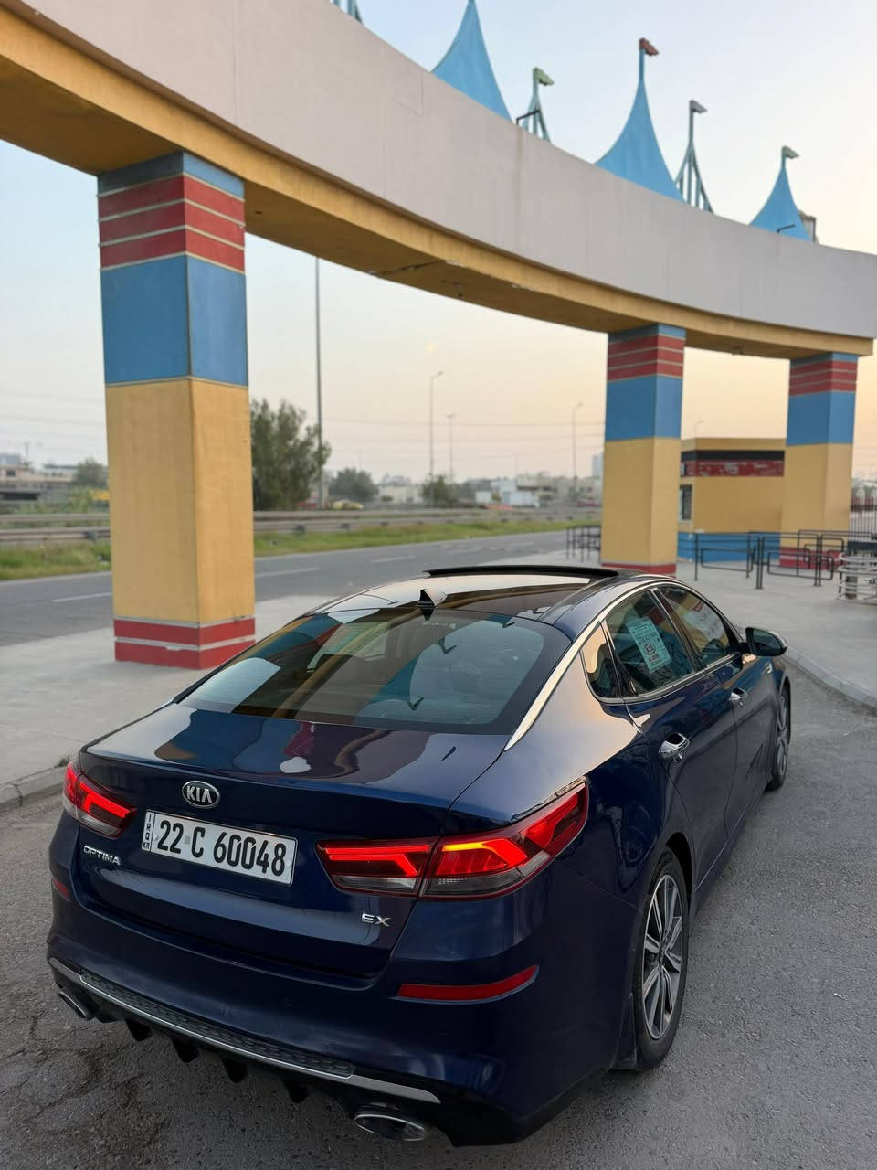 السلام عليكم
للبيع KIA OPTIMA (EX) 2019
مكينه 1600 تيربو 🚀
السياره هزه جديده وسنويه جديده 
وتحويل مباشر 
ماشيه 76 الف ميل 
السياره فول مواصفات 
مقاعد جلد اسود ملكي 
سماعات 🔊 Harman Kardon يعني الصوتتت دمار 
مقاعد كهرباء 
تحديد مسار 
رادارات جانبيه 
رادار امامي 
مقاعد تدفئه + تبريد 
بانوراما 
شاشه جبيره
اناره داخليه 
انارة ترحيب 
لايت زينون 
وبعد السياره بيها مواصفات خير من الله مذاكرها
السياره نضيفه جداً 
حادثها خفيف بدون لغد بدون شاصي بدون ايرباك 
بيها صبغ البنيد والقبغ الجنطه فقط من فوك رش وعلى كد شبر بالجاملغ الخلفي وجاملغاتهاز البلاديه موجوده بالبيت مشادهن 
مكان السياره بغداد حي الجامعه 
السعر 129 وبيها مجال 
باقي التفاصيل 
***********
