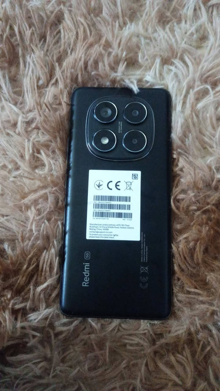 جهاز Redmi Note 14 Pro 5G اابيع نضيف مابي كلشي رام ١٦ وذاكره ٥١٢ سعر ٣٠٠ ***********
