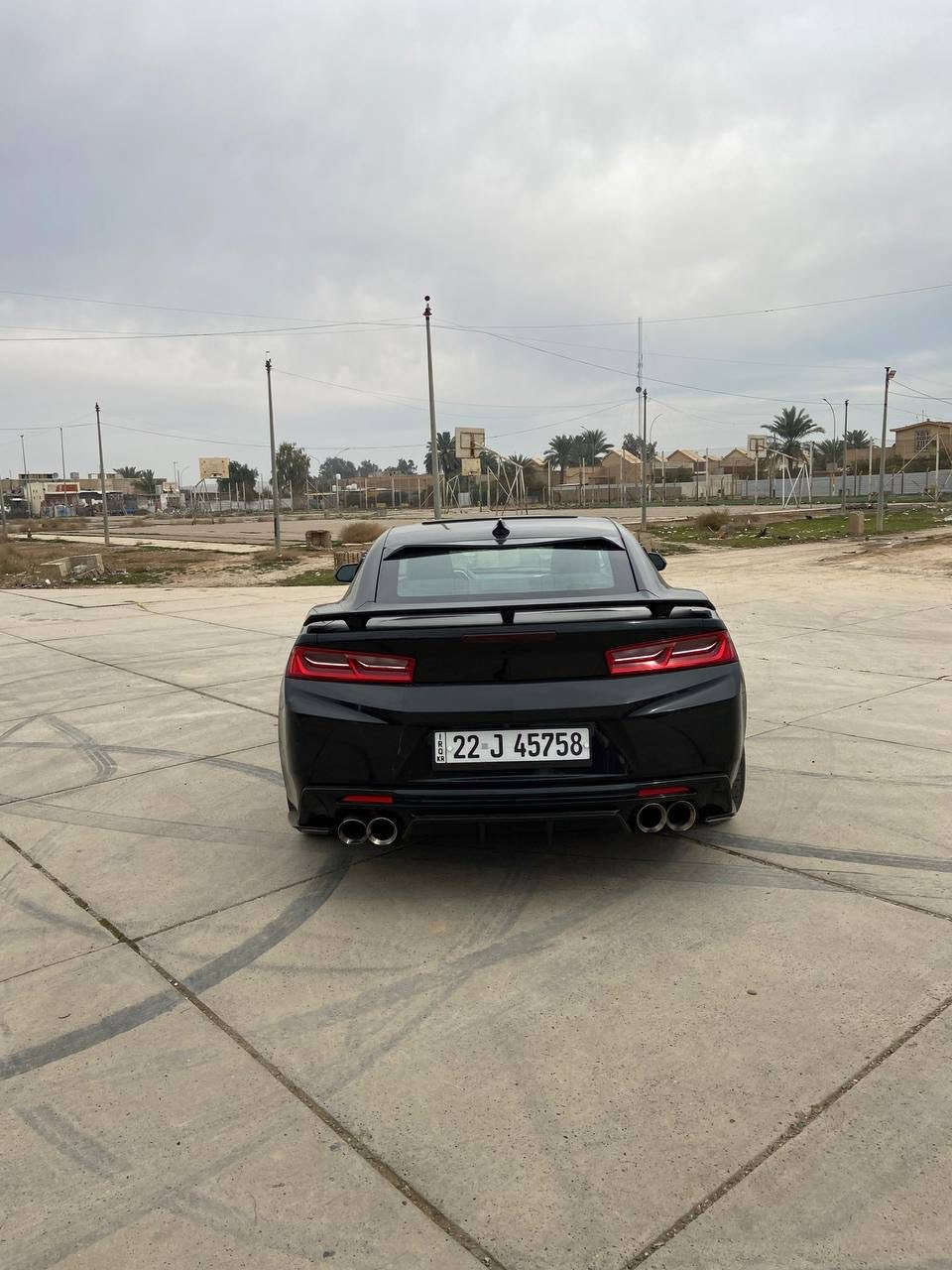 السلام عليكم شباب الطيبة
كمارو للبيع 2017

سيارة من انضف الكماروات الموجودة 

سيارة فول وعليهة ادامة كاملة 

فتحة 

بصمة 

تحكم كهرباء 

داخل بيجي 

تايرات جدد 

مناقص برغي بل سيارة 

بيهة بداية خيط بخار 

فقط 

سعر سيارة 110
***********
