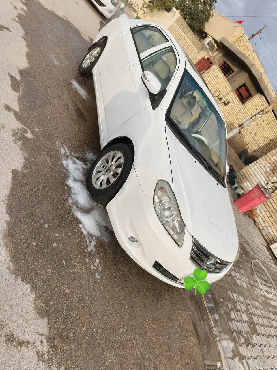 السلام عليكم بيوايدي  g3 كير مكينه خير  من الله تبريد حداديه بور واتر بم فيت بم كله جديد كهربائيات كلها بلادي وكله شغالهه
كير اوتو 
سياره مابيه ضربه بس هلالات لوره تخم تاير 
رقمها بغداد مكاني كوت الاستفسار عل الرقم  ***********
