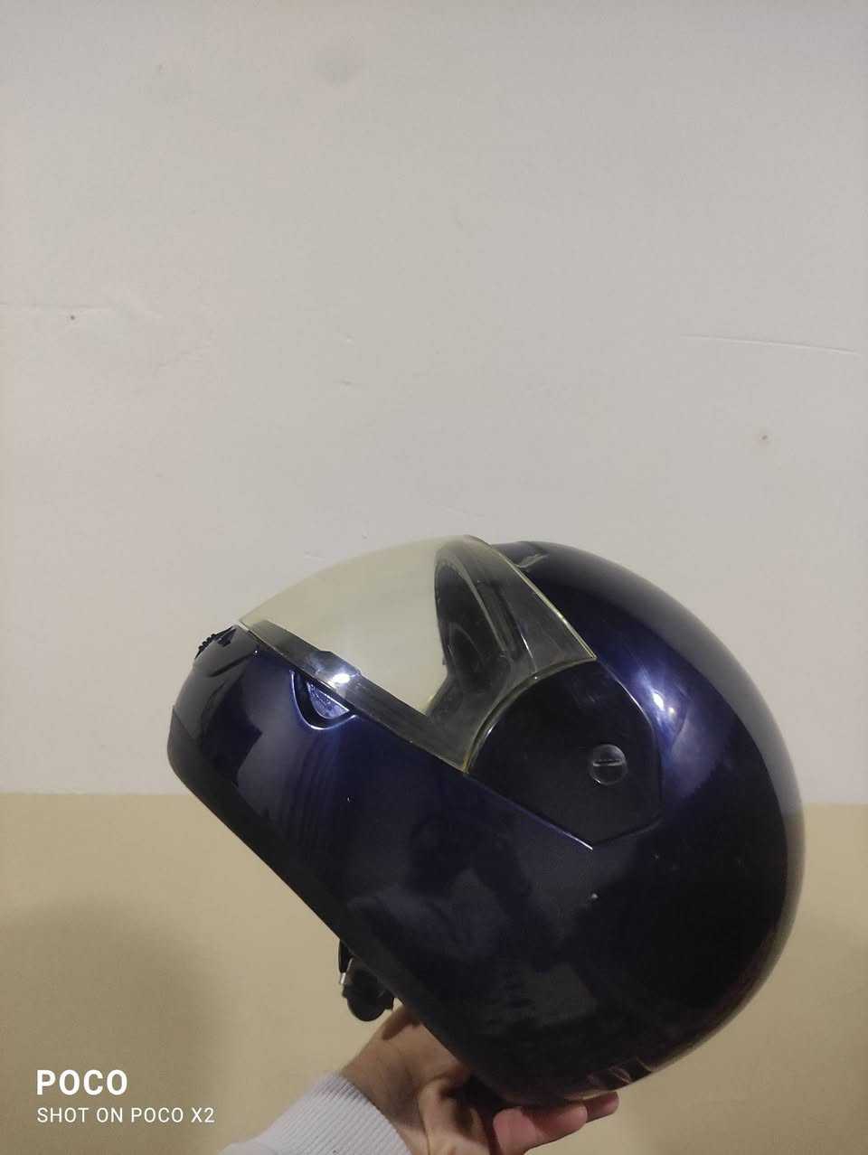 اسلام عليكم خوذه مال باله شرط اصلي السعر 25 الشراي هذا رقمي ***********
