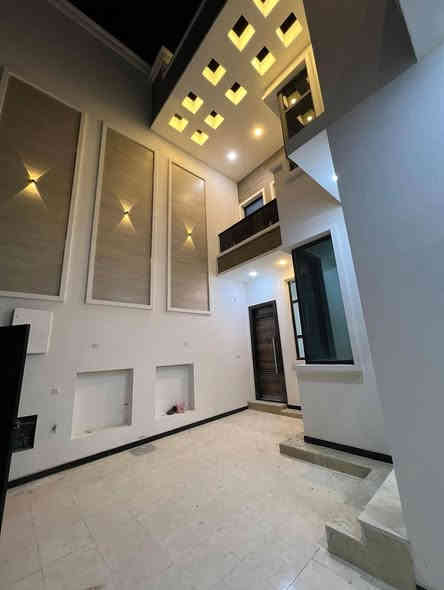 🏠 دار سكن للبيع – طابو صرف
المساحة: 202 متر
بناء جديد • طابقين • كونكريت مسلح
على شارع 15 متر • غير مسكون
تتوفر كافة الخدمات:
(ماء – كهرباء – مجاري – تبليط ومقرنص – إنترنت كيبل ضوئي)

---

📍 العنوان: حي الفرات
قرب شارع الصب – على شارع جامع الرسول
موقع مميز جدًا

---

🏠 محتويات الدار:

🌿 4 غرف نوم

🌿 صالتين

🌿 مطبخ حار + بارد

🌿 استقبال

🌿 مجمع صحي

🌿 حديقة داخلية مع شلال

---

#مكتب_علاء_الخالدي_للعقار

📍 عنوان المكتب:
الفرات – شارع الصب – قرب صيدلية النيزك

📞 للاستفسار:
***********
