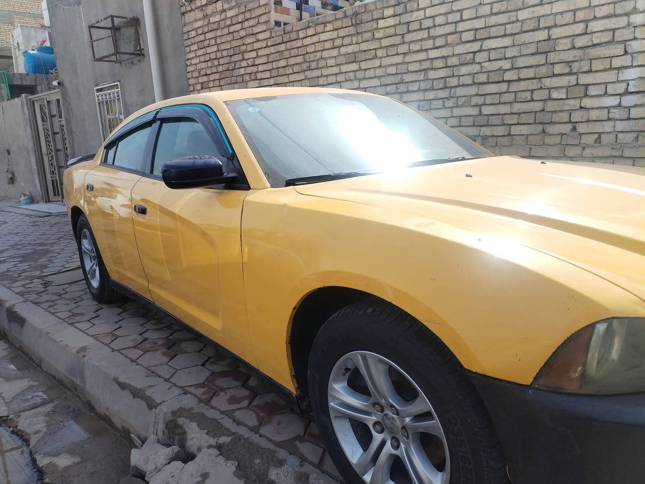 سلام عليكم من رخصه ادمن جارجر مديل 14سياره جاهزه مكنه كير حداديه تخم تاير خط بغداد ناصريه مصفره هيه وغرامت مدور ثاني يوم ضربه مال امريكه جاملغ امامي بلعراق ضربه جملع الخلفي مو قويه السعر 135السفسار ***********او ***********
