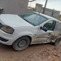 رينو لوكان 2010 على وضعها شغالة وتمشي  كير اوتماتيك ، محرك شرط ، عقل ج...