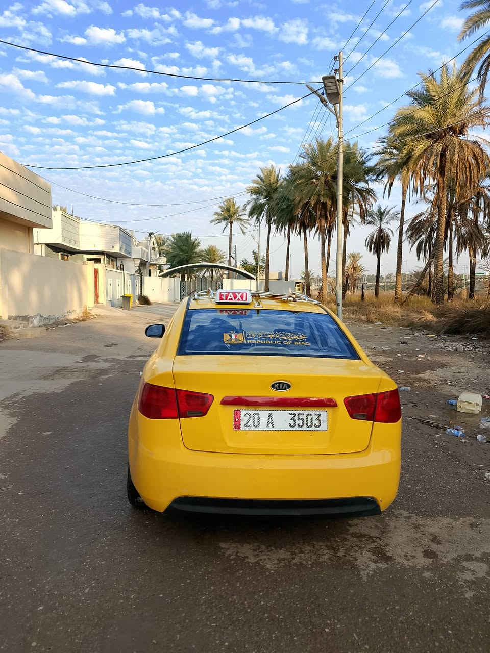 سلام عليكم فورتي ٢٠١٠للبيع سيارة كعدتها حلوة كهربائيه كاملة حدادية تبريد تدفئة كاملات تخم تاير جديد مكينة كير خير من الله بكانهة ديالى  السعر ٨٠ وبيه مجال ***********
