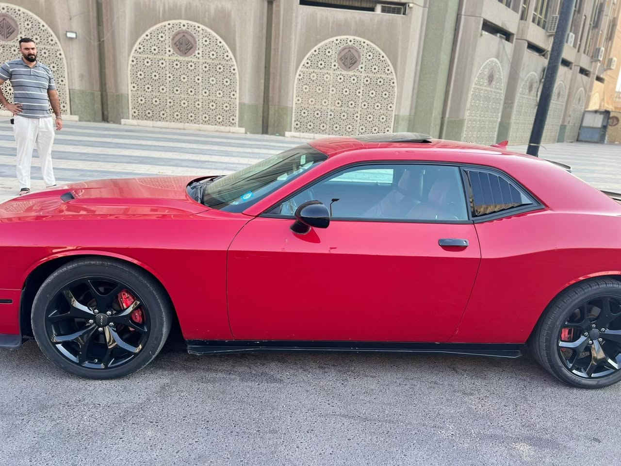 جالنجر sxt بلاص 
كلين كلين تايتل فقط دعاميه بدون قطرت صبغ لونه دم الغزال سياره جديده وبالخير ع ياخذه رقم مميز
1_فتحه
2_شاشه جبيره
3_شفتات ستيرن
4_كشنات حضن تدفئه تبريد
5_ستيرن كهرباء وتدفئه تبريد
6_دوس كاربون فايبر بلاد
ويل بلادي تخم تاير صدر تبريد محرك كير كفاله مكاني بغداد الكرخ منصور ار شارع حيفا *********** بغداد, العراق
