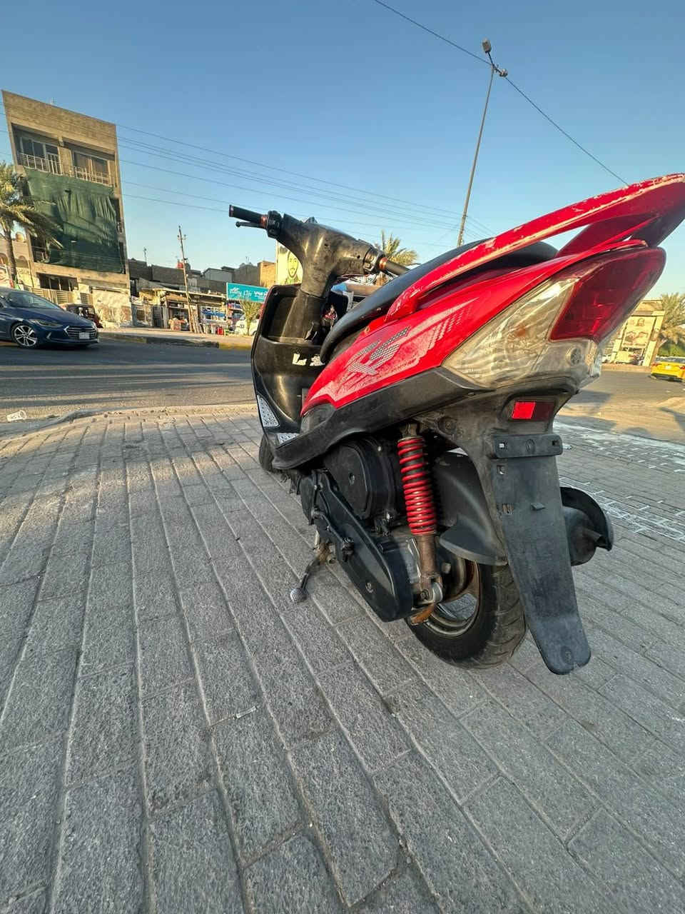 سلام عليكم ماكس عدله للبيع دراجه مكفوله كفاله عامه سعر 600وبيه مجال مكان بغداد رقم ***********
