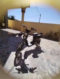 دراجه شاحن فول مو الصفات فقط مستخدمه شهرين بيهة عيب واحد العقل عطلان ا...