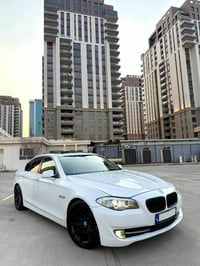 بي إم دبليو F10 • ٢٠١٢ • كاميرا ٣٦٠