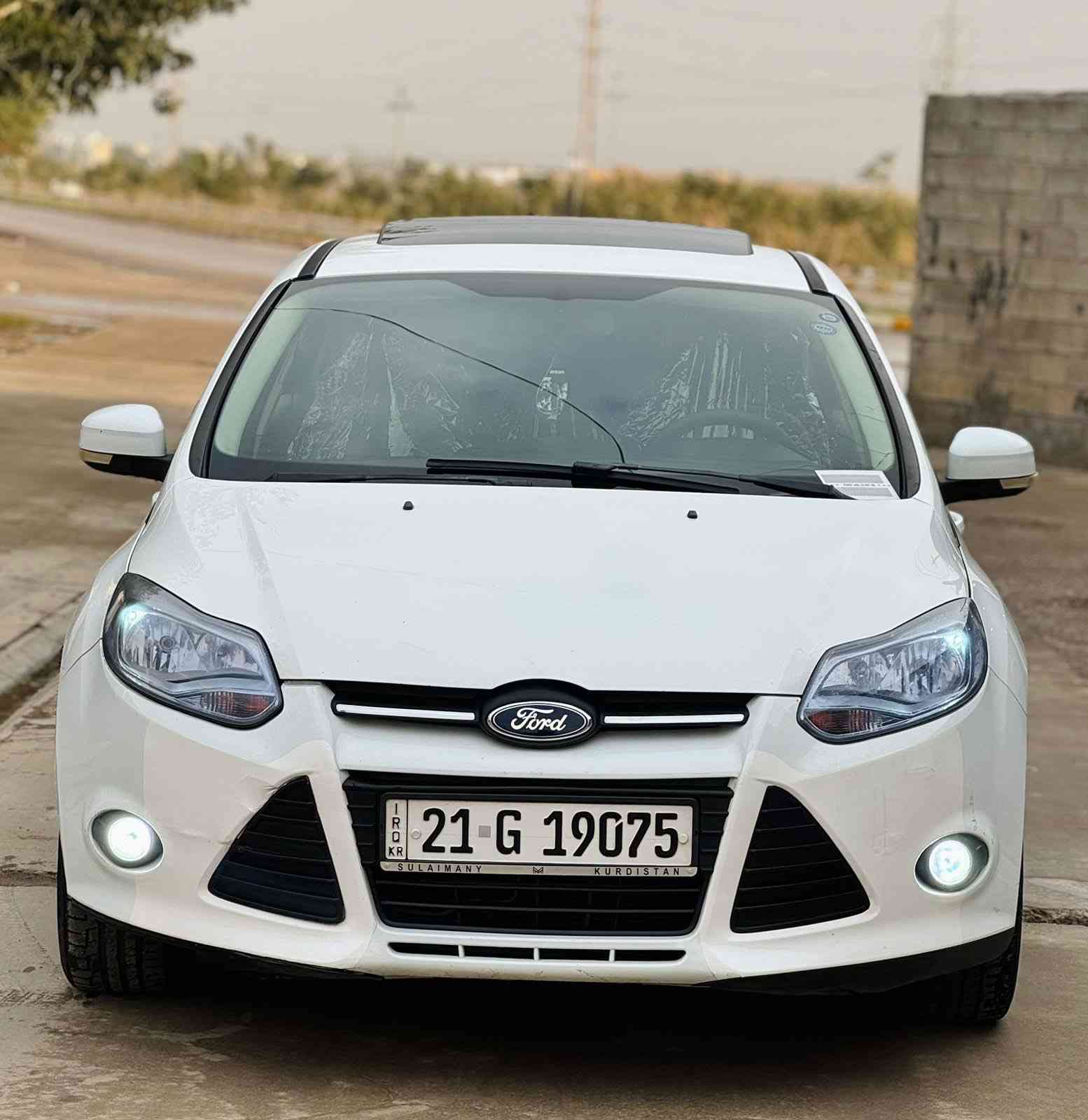 السلام عليكم
فورد فوكس موديل 2013 
خليجي شركه نيڤا كفاله عامه 
#السعر ( 94 ) $ ورقه
للاتصال***********
سيارة بدون صبغ بدون تبديل بدون ظرب
ابشرط هاي السونار 
سقف اسلايت ( الفتحه )
ماشيه 140 الف كيلو
محرك 4 سلندر بدون تيربو المرغوب 
دواخل عسلي جديد
كير محرك بشرط ممفتوح منه برغي
كشنات مخمل جديد
تبريد شغال 
تدفئه شغال
تحكم استيرن
فوليون 
تحديد سرعه 
شفتات استيرن
اشاره بالمري 
لايتات زنون    
طخم تايرات جديده
5 ويل كب بلاد
شرط تحويل و غرامه 
رقم سليمانيه جديد 
 سنويه  لحد 2029
عنوان ديالي خانقين
