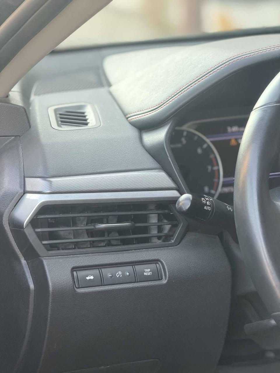 سلام عليكم. بيع او مراوس   نيسان التما دخول جديد بسمي مامرقم  موديل 2025. معروفه موصفاتهه  ماشيه 18 مكان ديالى الخالص السعر خاص الاستفسار ***********
