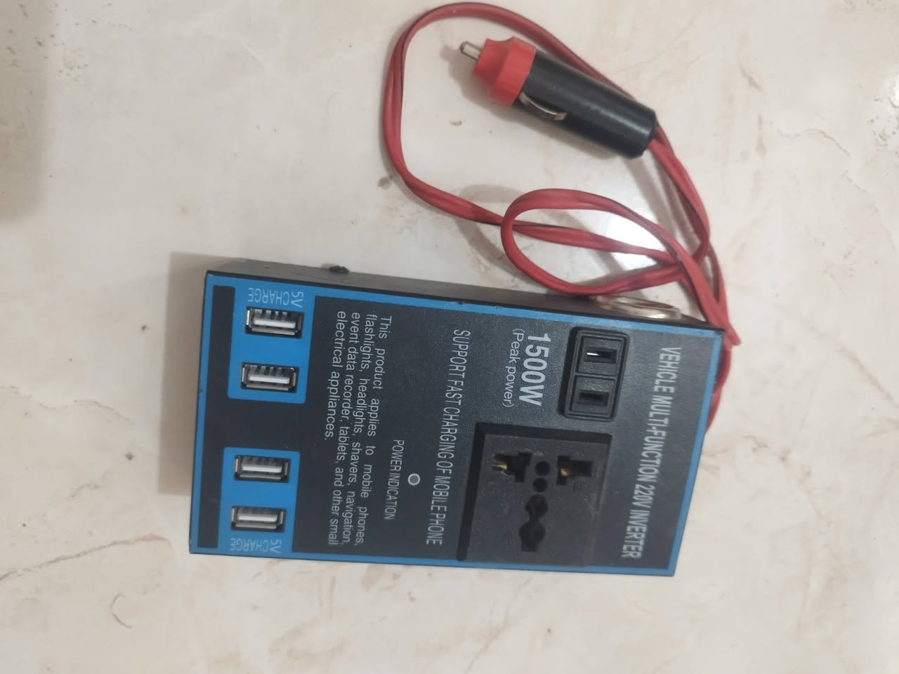 السلام عليكم
درون للبيع مع ريش احتياط 
 ومحوله سياره مال سفرات.  سعرهم 30الف الشراي يعلق او يتصل ***********
