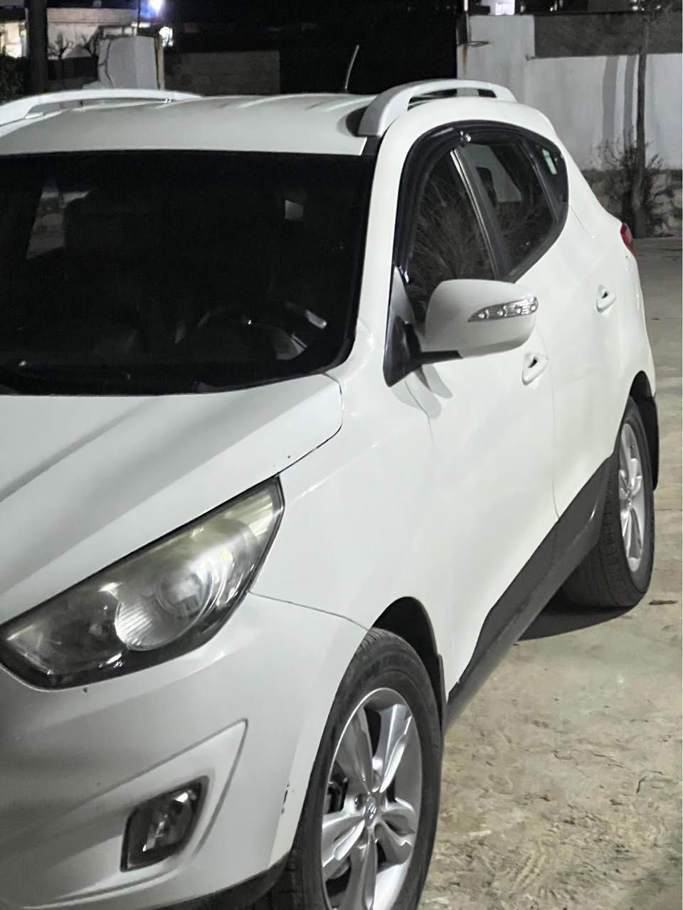 (***********)
هوندا تكسون ٢٠١١
تني  سي بارجه سبوخ بي داخلي
كير مكينه شه رت 
تحويل وكاله شه رت
*********** أربيل, العراق
