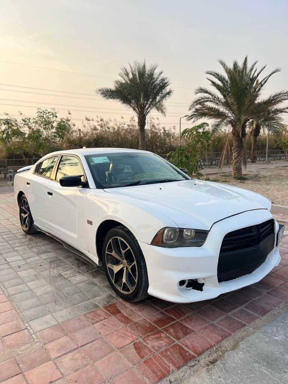 سلام عليكم

للبيع جارجر 2013 Rt
رقم بغداد تحويل ثاني يوم 

موصفات السياره:
شاشه كبيره
تحكم ستيرن جهتين 
تشغيل عن بعد 
كشنات حضن جلد 
 كت كامل  SRT  
داخل سياره جلد احمر تدفئه 
سقف روز رايز 1000 نجمه 
كاميره دواره 
رادرات جانبيه 
كشن سايق كهرباء 
عدسات منظومة زنون ناصي +عالي بليل شارع يصير نهار 
كزوزات  وسطيات SLP دبات خلفيه موبر صوت طرب يخبل
دوسات او كت كامل +دعاميات SRT
 
مكينه او كير او تبريد اطلع وين ما يعجبك سياره عليها  برمجه ما شاء الله شك كاع سياره صفاحه حلوه 
 
سياره بيها اربع قطّع صبغ +سونار موجود عندي يريده يراسلني 

السعر : 120$او بيه مجال شي بسيط سعرها بلاش بلعافيه على ياخذها فدوه اروحلكم لحد يكسر بحلال ناس 

لاستفسار اتصال :***********
مكاني:النجف النجف, العراق
