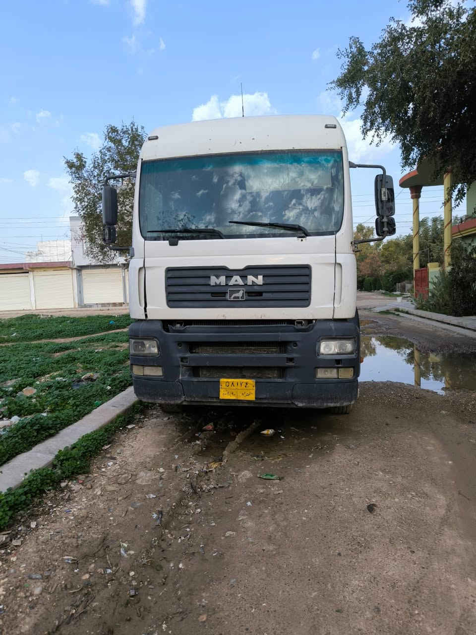 بۆ فرۆشتن
سعر٦٦ کەمێ مەجال
***********
