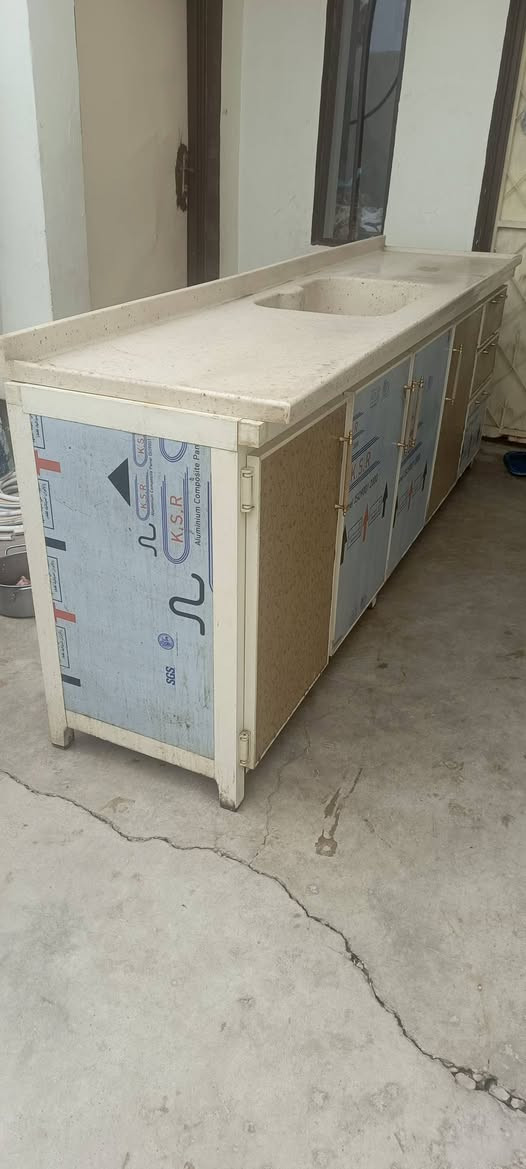 للبيع اي استفسار مستعمل قليل ***********
