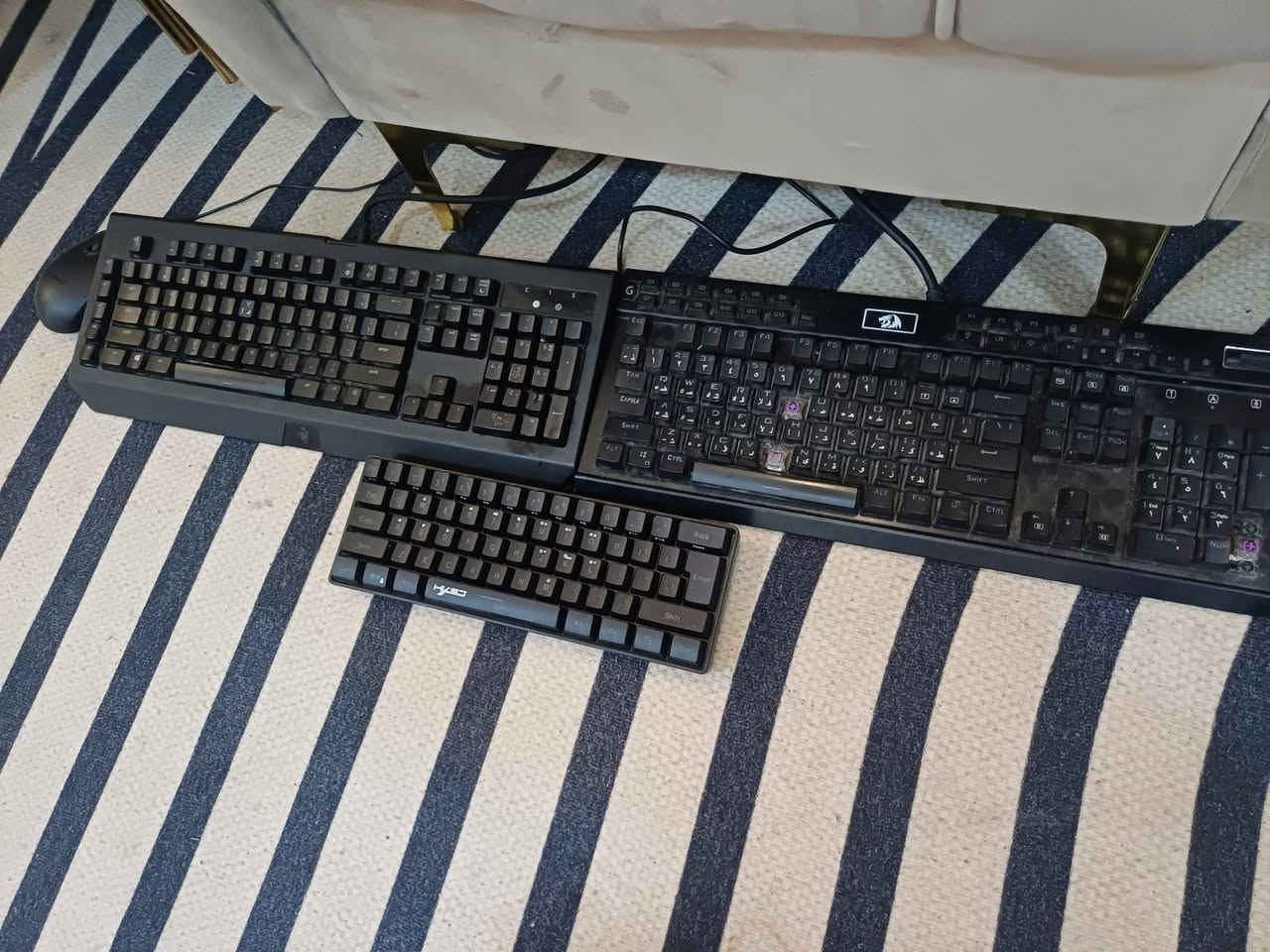 سلام عليكم عدنه هذني الدركسون و الكيبوردات للبيع نضافه 90% ويه الدركسون قرص هديه. مكاني بغداد السيديه حي العلام قرب جامع علي السجاد اتصلو على هاذه الرقم *********** واتساب
