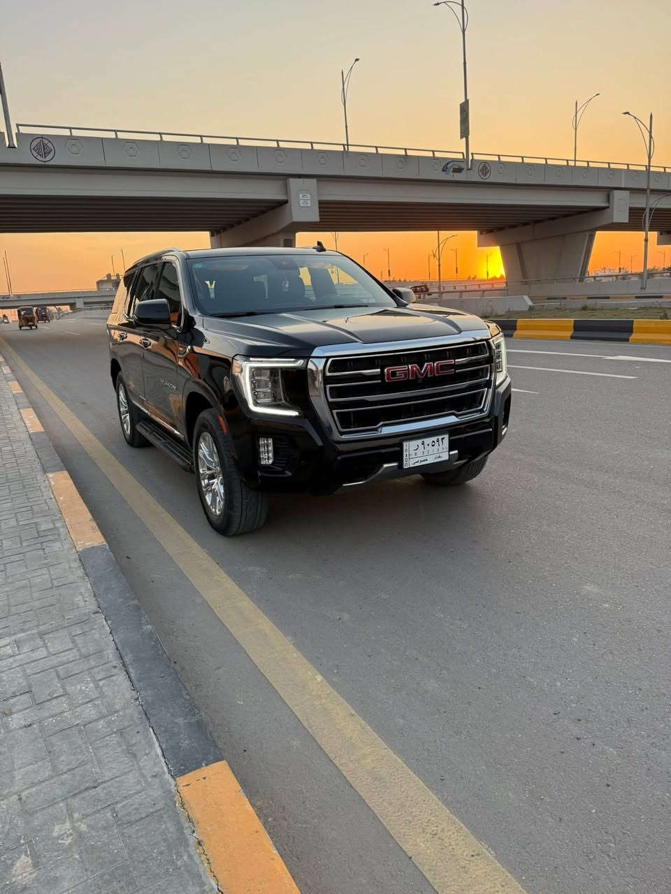 جي ام سي يوكن 
🔥2023🔥
🔹النوع : جي ام سي يوكن 
🔹الفئه : SLT
🔹فول كامل الموصفات   
 موديل :2023
بنروما 
بصمة تشغيل 
تشغيل عن بعد 
عداد الكتروني 
شاشة كبيره 
كامرات عداد 4
ثلاجه 
جلد 
تبريد كشنات 
تدفئه كشنات 
رادارت 360 
كرسي رجاج
فوريل 4*4
 
  ملاحضه ( كشنات الوره منفصل)
باقي الموصفات المعروفه SLT
 ***********
 للبيع ب52الف و بيها مجال
