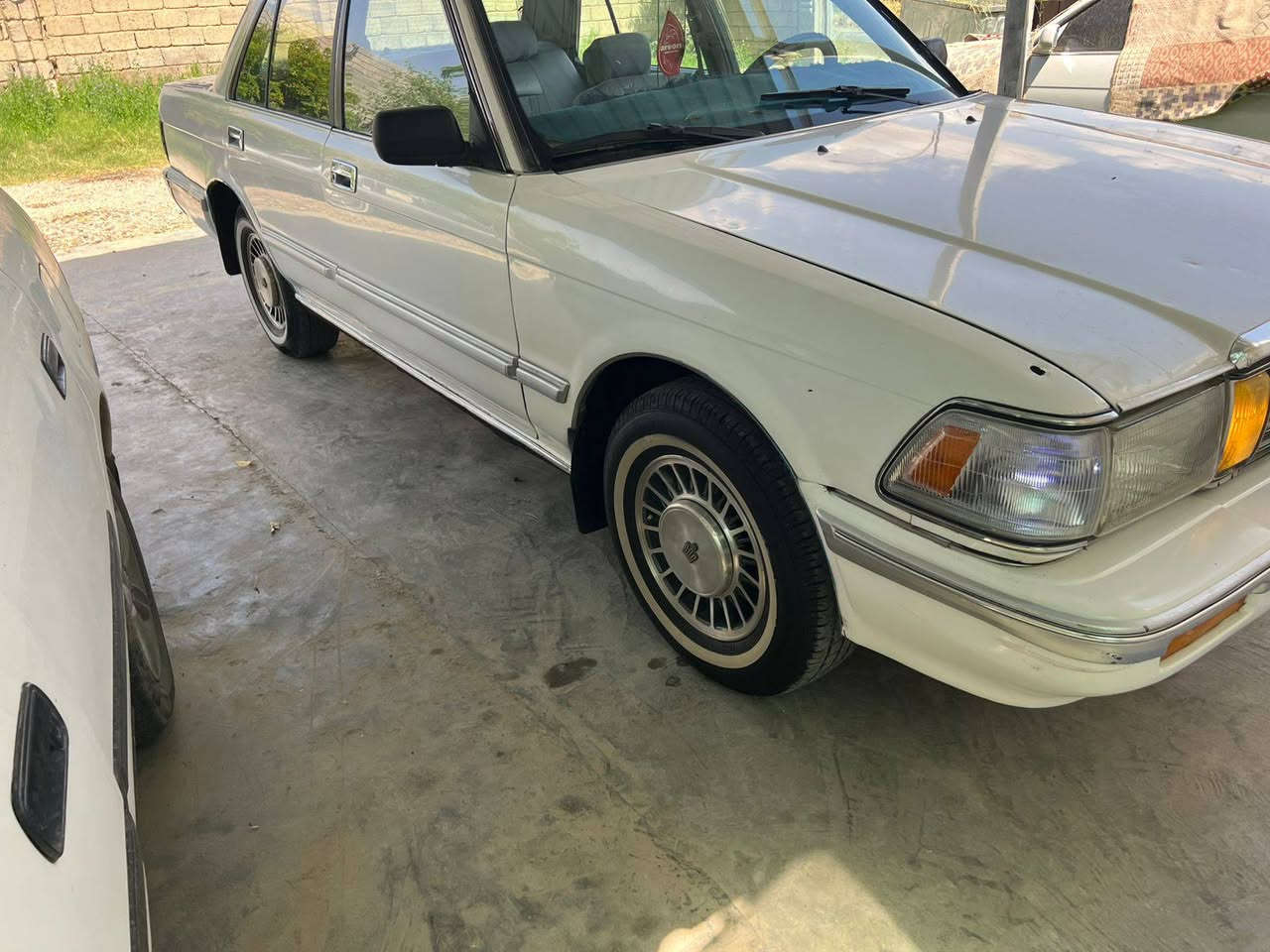 السلام عليكم سياراه سيدان البيع موديل1989 رقم نينوى دولي شرط التحويل محرك بطه 2500.شرط تبريد تدفئه شرط تايرات صدر كلو   نضيف بيها صبغ حزام بدون ضرر جماليه سعر 55وبيها مجال ***********
