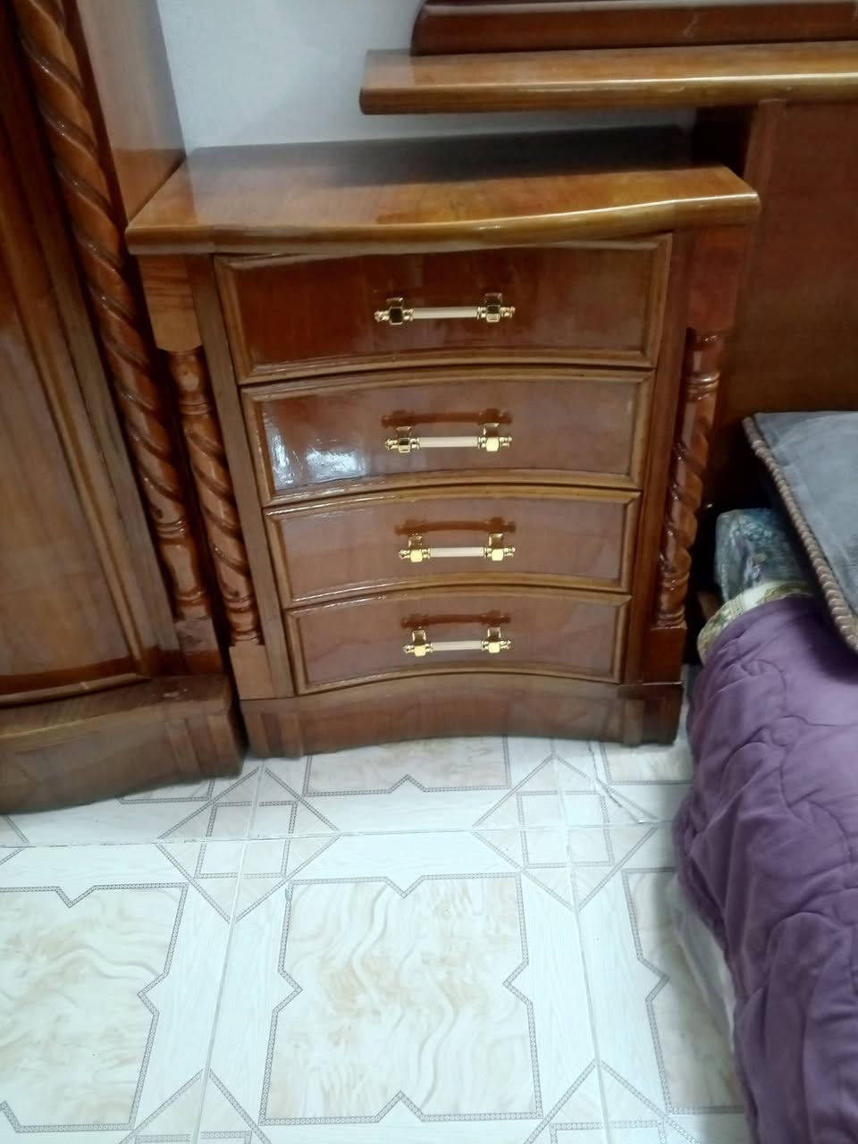 سلام عليكم غرفة للبيع صاج داخل خارج
العنوان الطارمية الضباط للأستفسار ***********
