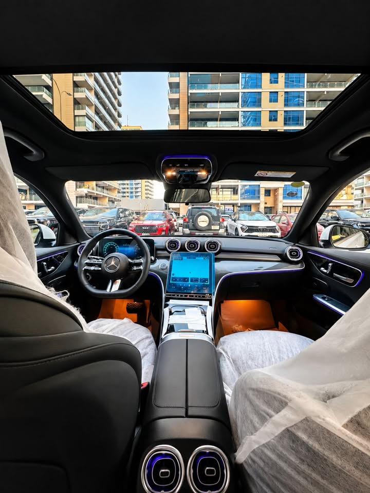 Mercedes Benz C 350 el 2024 
للبيع 
فول مواصفات 
زيرو وارد صين 
بانزين + شحن + هايبرد 
مرقم بغداد 
***********
