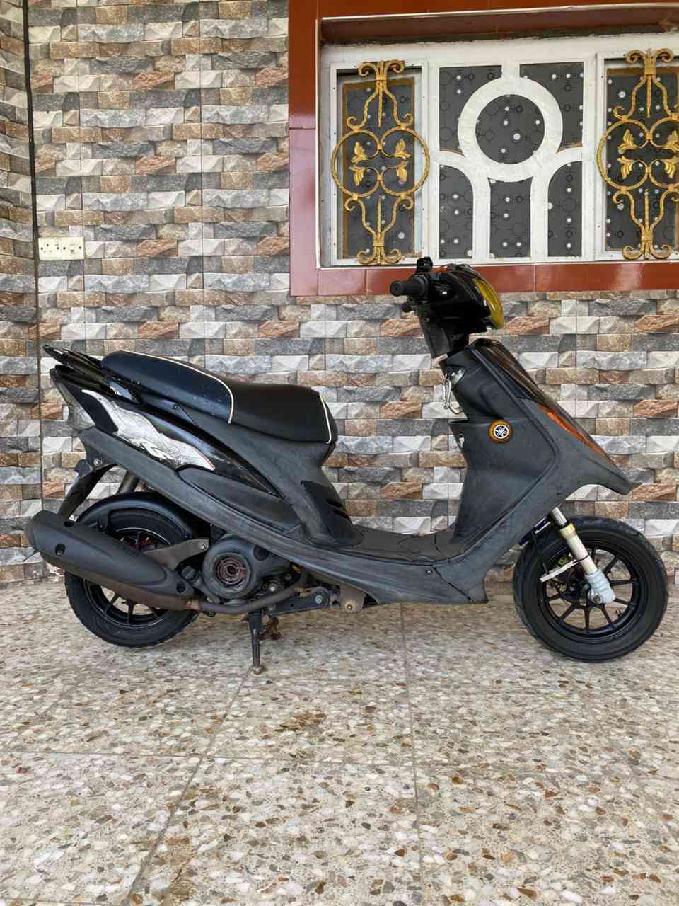 السلام عليكم
للبيع ماكس عدله
((كفرات مختمه))
 صدر امامي رياضي 
دبل خلفي رياضي
 قبق عنبار ان سي واي
يده بانزين كرزي
 وياله اصلي 
تعلاكه استيل 
بوشه 55 بلادي مفتوح ولفات فقط سل ستيل اصلي 
سعر600 وبيها مجال 
مكاني حله حي الجزائر 
الرقم ***********  بي واتساب 
                                                  تحياتي للجميع
