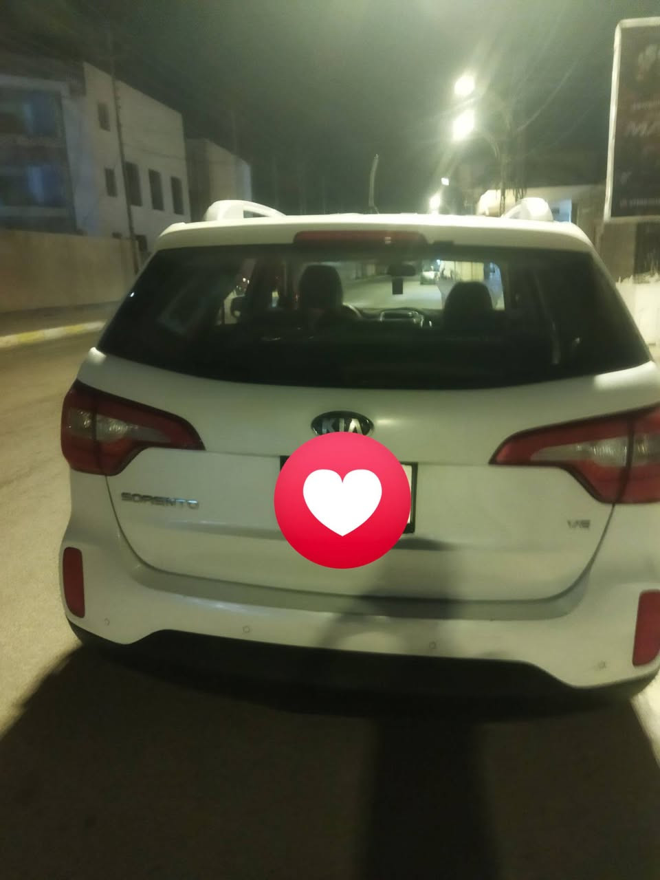 سلام عليكم سياره للبيع سورنتو موديل 15 خليجي ارقام بغداد سياره مكفوله كفاله عامه سياره 7 راكب 6V سلندر سياره حلوه سعر السياره 18وبيه مجال لابيع اتصل علئ الارقام التاليه *********** هاذه مفتوح من الساعه 12 صباحن
