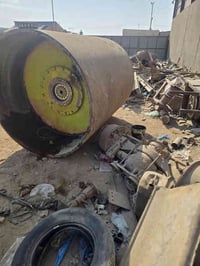 للبيع فريم مع  روله عرض 225 سم  وسمك 40مم 07809422483