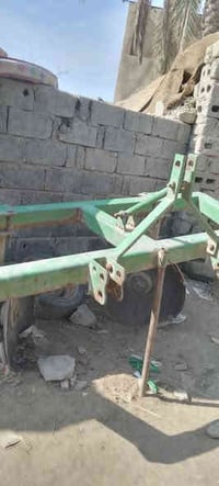 معدات مكينه عنتر كامله فيدان وفراك وخرماشه 3متر الاستفسار عل رقم 07875...