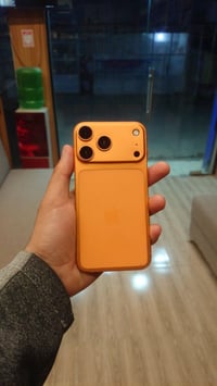 ايفون XR • ٦٤ • بطارية ١٠٠