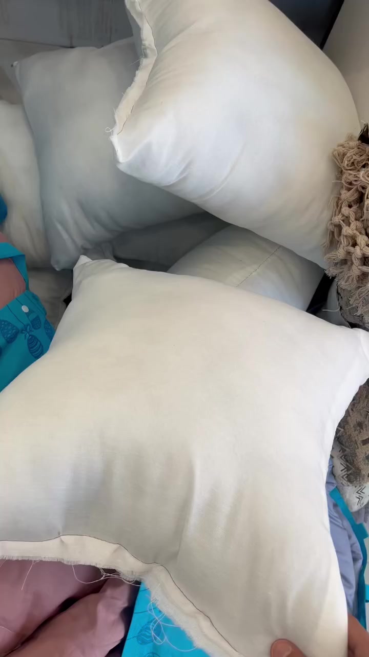 توفرت حشوه كوشه ديباج ابيض
وزن 500 غرام


**إذا كنت صاحب هذا الإعلان وتريد حذفه لأي سبب، رجاءا أرسل رسالة إلى الدعم الفني**