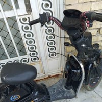 دراجة شحن للبيع خمس بطاريات  شاشة الكترونية  كلشي بيها شغال  مستخدميها...