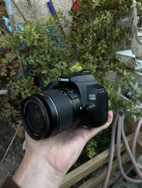 كانون 250D • شاشة لمس • عدسة 18-55